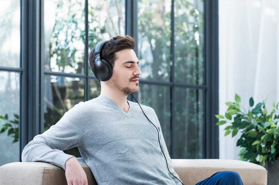 Audífonos, los mejores aliados para escuchar música en casa