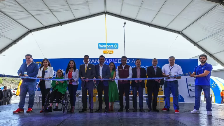 Inaguran Walmart Supercenter Colosio en Hidalgo