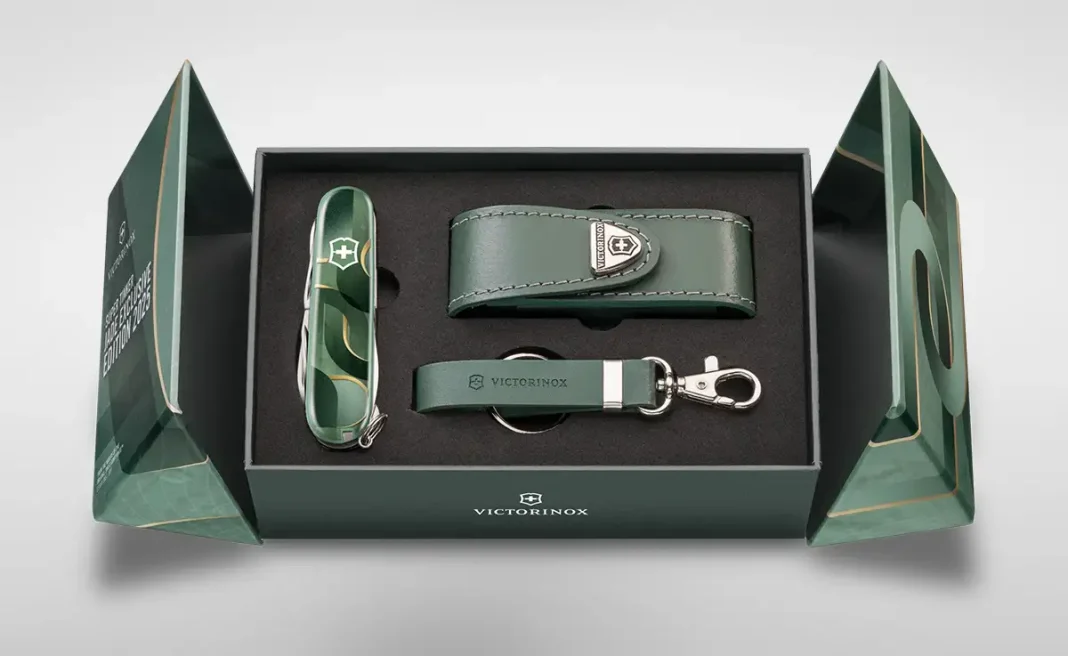 Set exclusivo Super Tinker Jade 2025 con navaja, estuche y llavero Victorinox